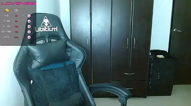 natashasmithe online show from January 7, 2025, 3:44 pm