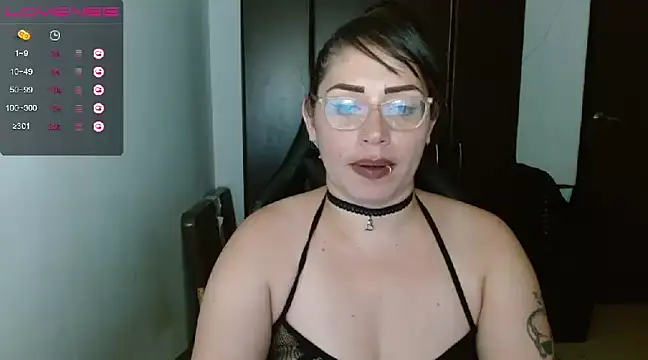 natashasmithe online show from January 15, 2025, 5:19 am