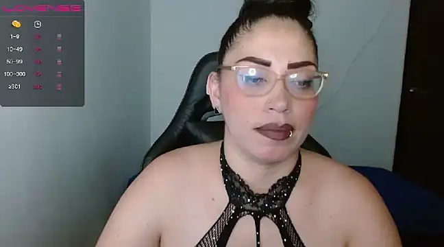 natashasmithe online show from January 27, 2025, 8:17 pm