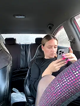 StasyWood online show from October 13, 2025, 1:27 am