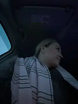 StasyWood online show from February 10, 2026, 1:32 am