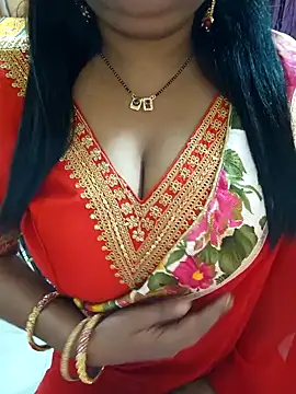 Snapshot of YR-SHIVANI chatting on December 31, 2024, 4:06 am YR-SHIVANI online show from December 31, 2024, 4:06 am