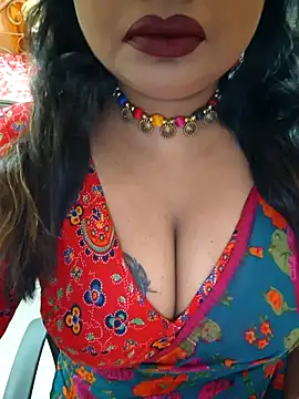 Snapshot of YR-SHIVANI chatting on November 13, 2025, 4:11 am YR-SHIVANI online show from November 13, 2025, 4:11 am