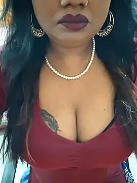Snapshot of YR-SHIVANI chatting on May 1, 2026, 5:23 am YR-SHIVANI online show from May 1, 2026, 5:23 am