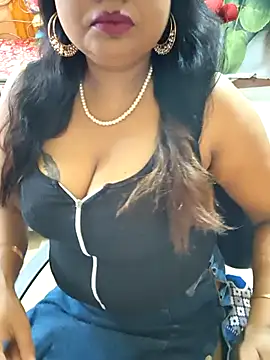 Snapshot of YR-SHIVANI chatting on May 10, 2026, 5:23 am YR-SHIVANI online show from May 10, 2026, 5:23 am