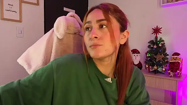 Tiarha online show from November 14, 2025, 4:11 am