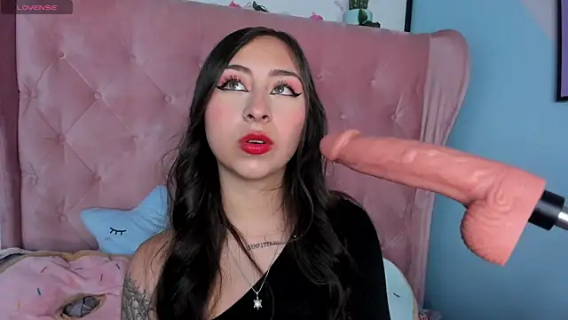  cloe martinez online show from January 17, 2025, 9:17 pm