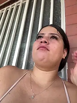 Natalia Cleark09 online show from October 5, 2025, 1:53 pm