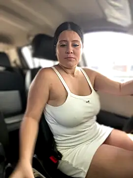 Natalia Cleark09 online show from December 18, 2025, 2:45 pm