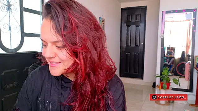 Scarletleon77 online show from August 3, 2026, 6:11 pm
