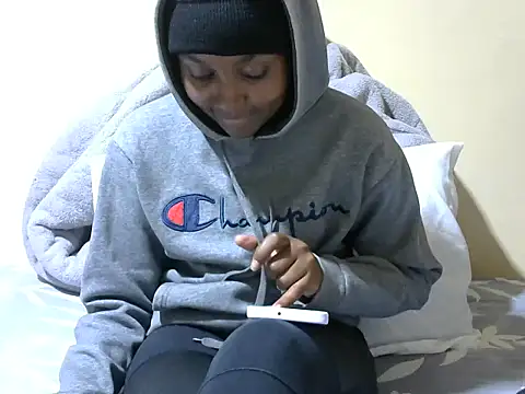 Snapshot of Sweet_kelsiey chatting on June 2, 2026, 11:18 pm Sweet kelsiey online show from June 2, 2026, 11:18 pm