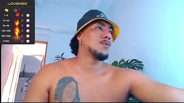 yosoy enzo2020 online show from January 16, 2025, 3:46 pm