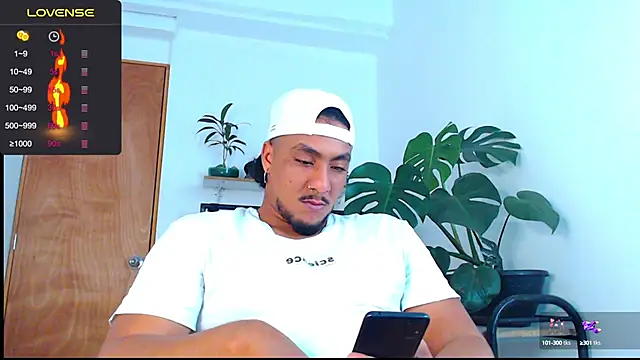 yosoy enzo2020 online show from January 20, 2025, 3:04 am