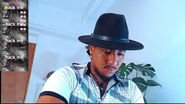 yosoy enzo2020 online show from February 25, 2025, 1:17 pm