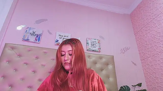 paulinasaeEnz online show from February 14, 2025, 11:31 am