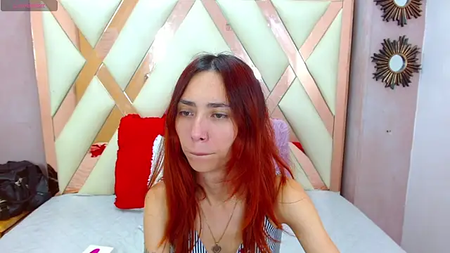 Erika Stevens online show from March 1, 2025, 1:32 am