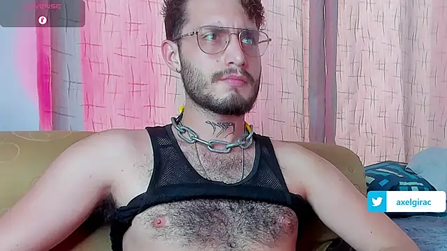 axel giracr online show from March 18, 2025, 7:42 pm