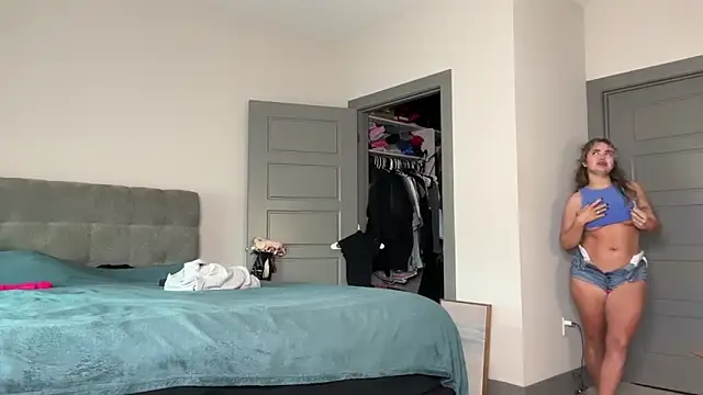 ElenaErickson online show from January 22, 2025, 11:43 pm