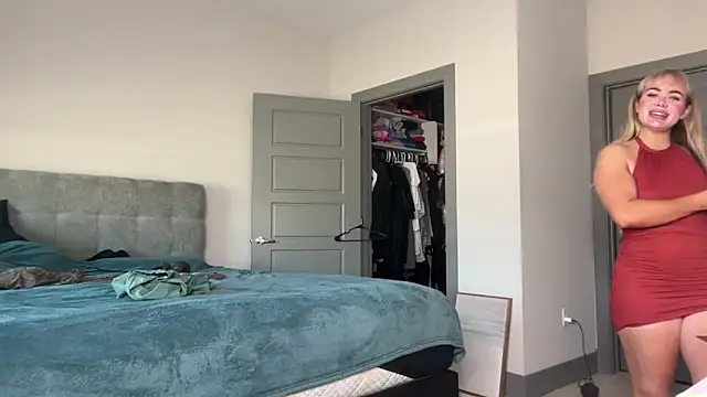 ElenaErickson online show from February 26, 2025, 11:04 pm