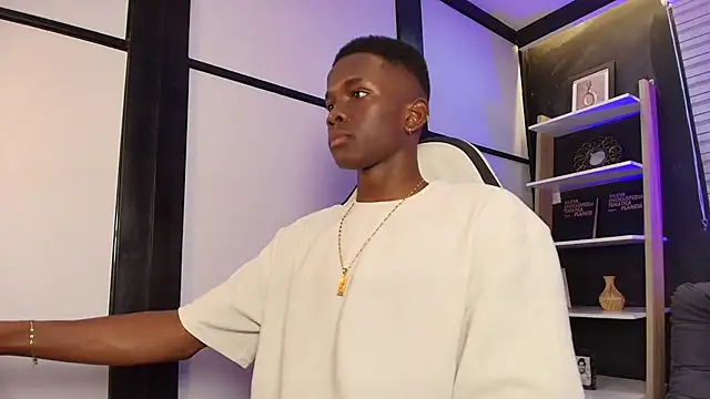 JacksonMuller  online show from March 20, 2025, 1:59 pm