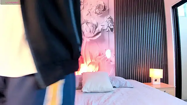 JacksonMuller  online show from January 16, 2026, 1:48 pm