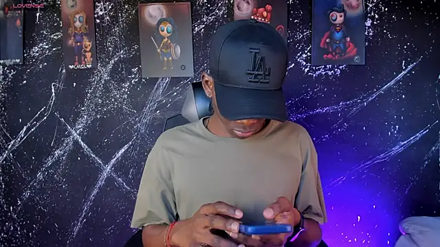 JacksonMuller  online show from April 22, 2026, 1:23 pm