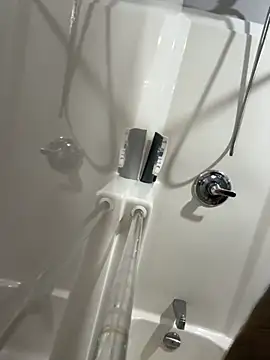 Elisabethandjack online show from October 7, 2025, 9:06 am