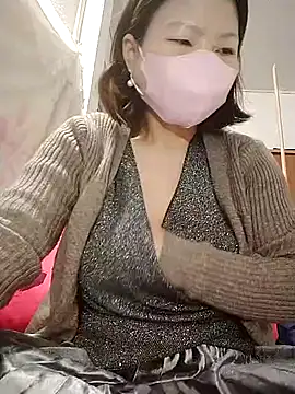 Anna Toy19 online show from February 18, 2025, 1:43 am