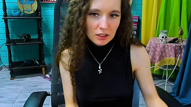 Miss Barbara  online show from March 14, 2025, 6:07 pm