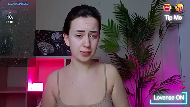 Snapshot of SweetieKendl chatting on May 2, 2026, 10:26 pm SweetieKendl online show from May 2, 2026, 10:26 pm