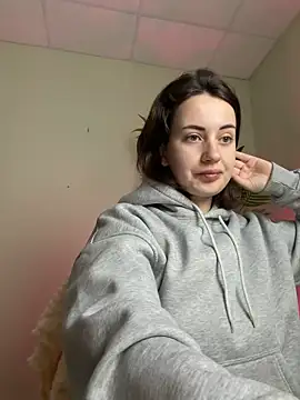 Snapshot of SweetieKendl chatting on June 3, 2026, 10:26 pm SweetieKendl online show from June 3, 2026, 10:26 pm