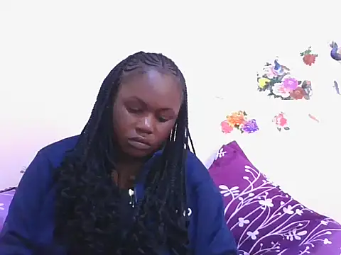 tanishacute online show from September 18, 2025, 7:32 am