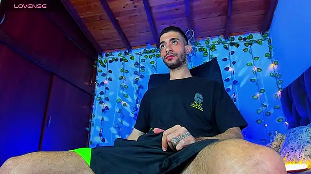 Your  hero1 online show from March 7, 2025, 3:28 pm