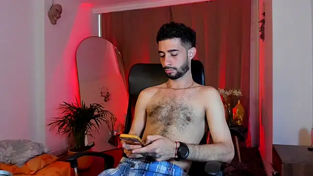 Your  hero1 online show from November 11, 2025, 4:18 pm