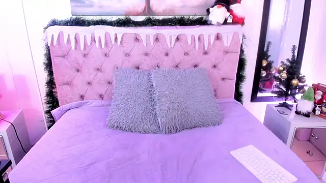 Abbyy Brooks online show from December 28, 2024, 8:04 pm