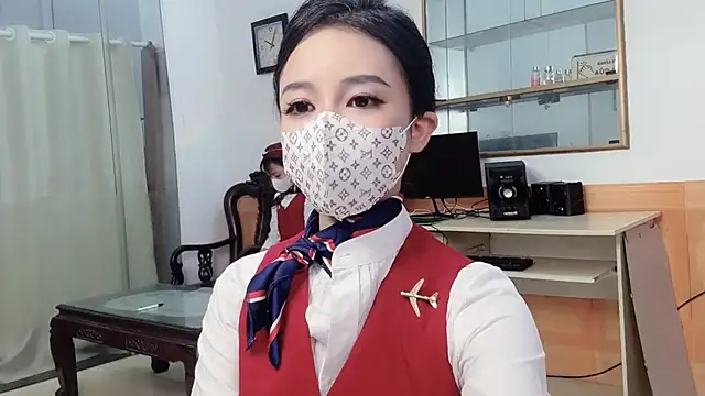 Mono-Stewardesss online show from April 27, 2026, 5:16 am