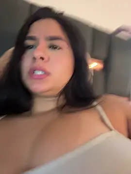 KattyPortman online show from April 23, 2026, 1:07 am