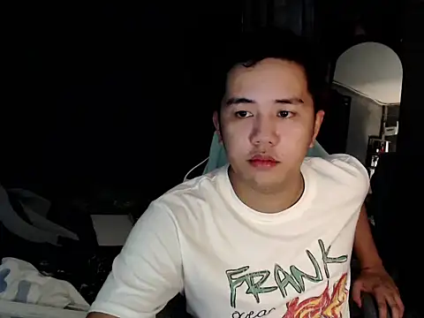 xgregor07 online show from November 22, 2025, 9:19 am