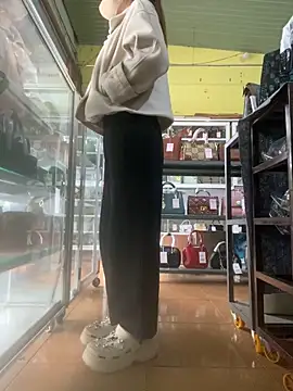 Rosa 998 online show from September 25, 2025, 1:20 am