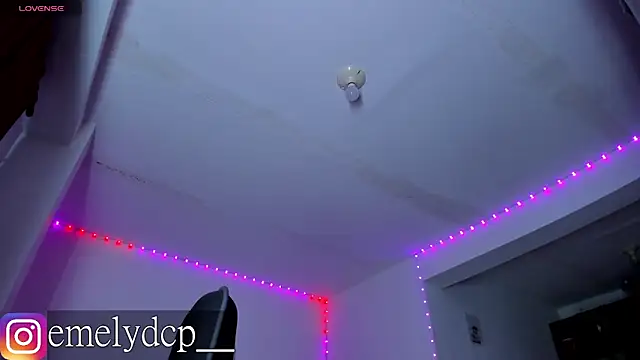 mariana maze online show from October 4, 2025, 7:28 am