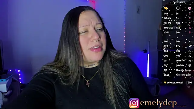 mariana maze online show from November 27, 2025, 5:09 am