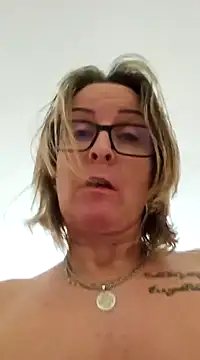 Steffi45 online show from December 9, 2024, 8:44 pm