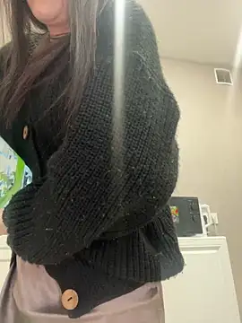 ellie ssexy online show from February 25, 2025, 4:46 am