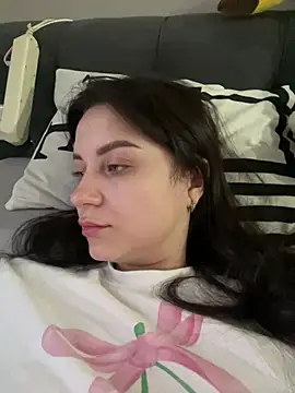 ellie ssexy online show from March 18, 2025, 4:15 am