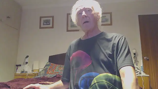 WaverlyKernow online show from December 2, 2024, 8:11 pm