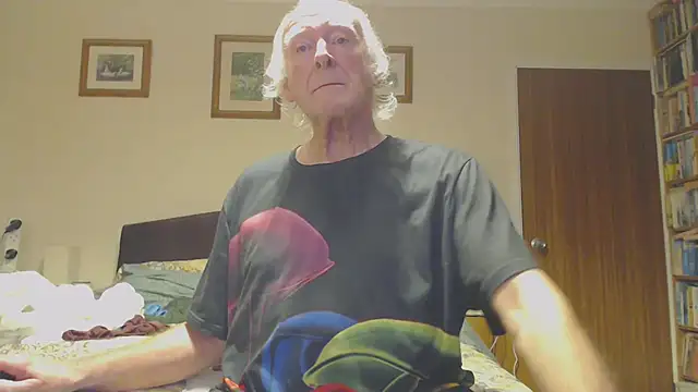 WaverlyKernow online show from January 1, 2025, 3:03 pm