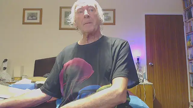 WaverlyKernow online show from January 10, 2025, 3:06 pm