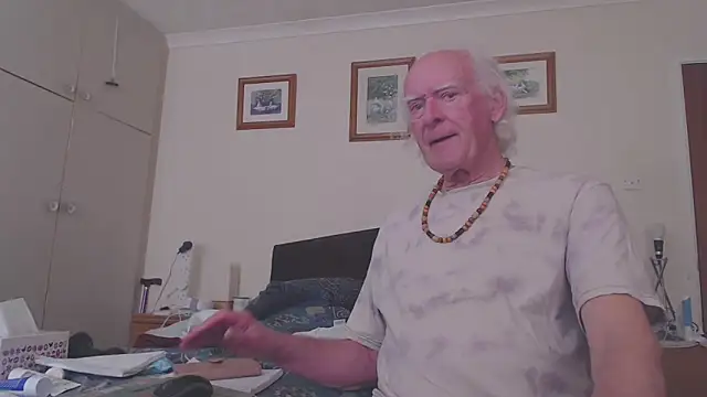 WaverlyKernow online show from March 18, 2025, 1:42 pm