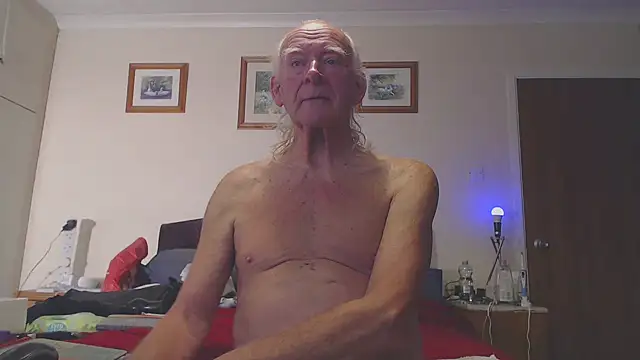 WaverlyKernow online show from October 5, 2025, 11:52 am