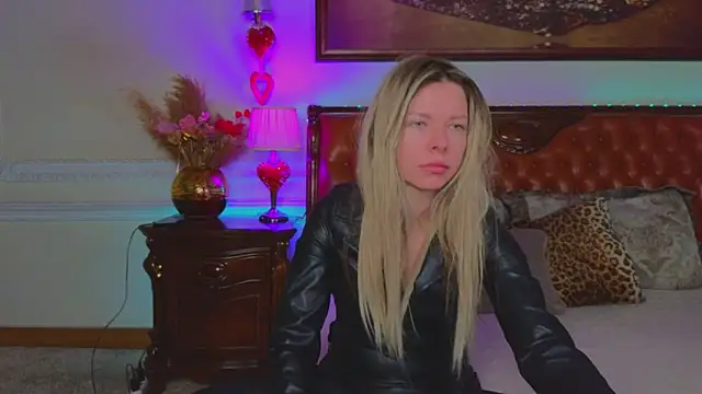 Real Tini online show from February 11, 2026, 6:07 am